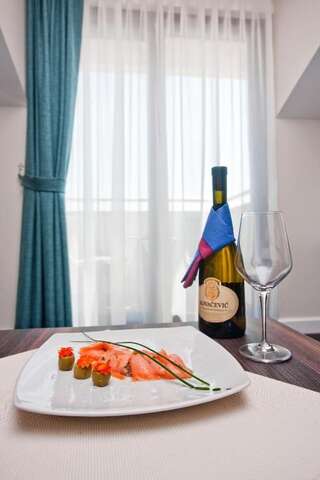 Отель Wellness & Spa Hotel ACD Херцег-Нови Двухместный номер с 1 кроватью и балконом-11